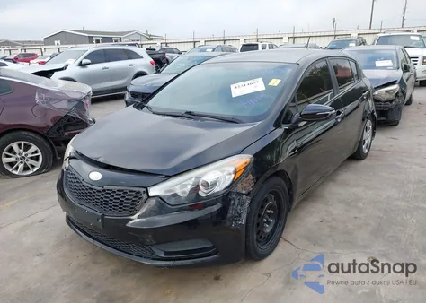 2016 Kia Forte Lx z USA, uszkodzony, nr VIN KNAFK5A8XG5572550